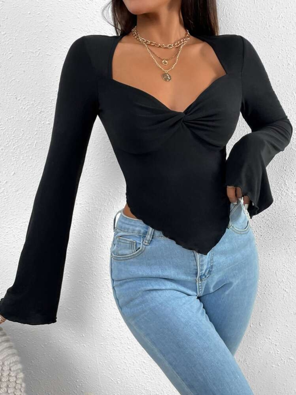 Black Twist-Detail Long Sleeve Sweetheart Top